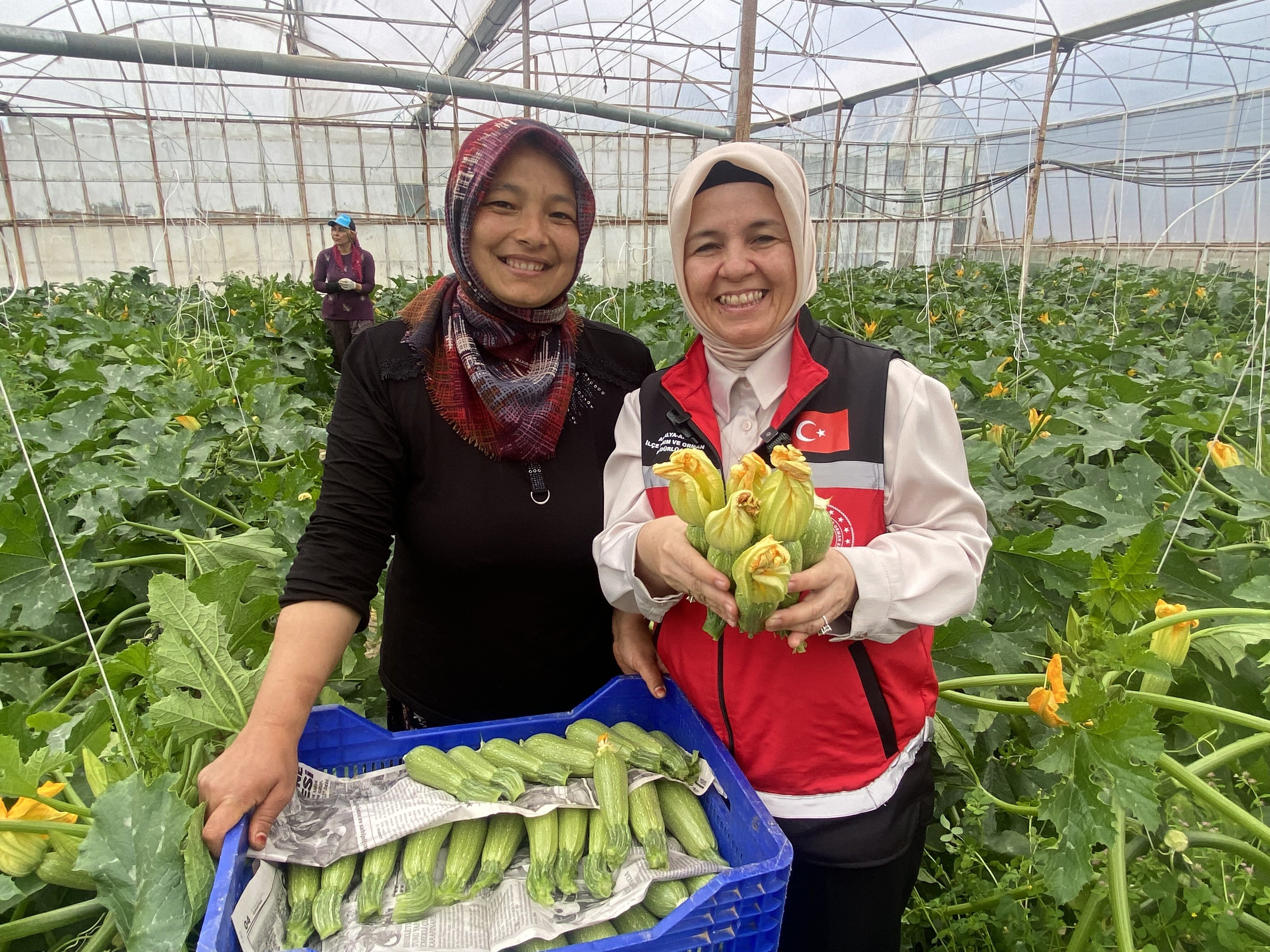 Kendiserasindaurunyetistiriyor