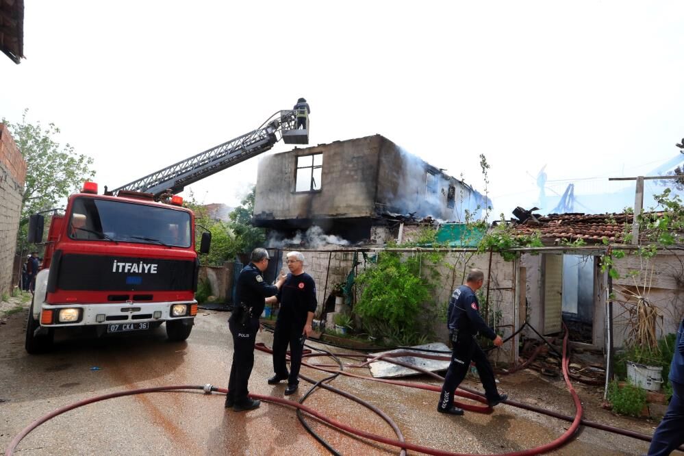 Kepezdebinayanginicocuklarımahallelikurtardi