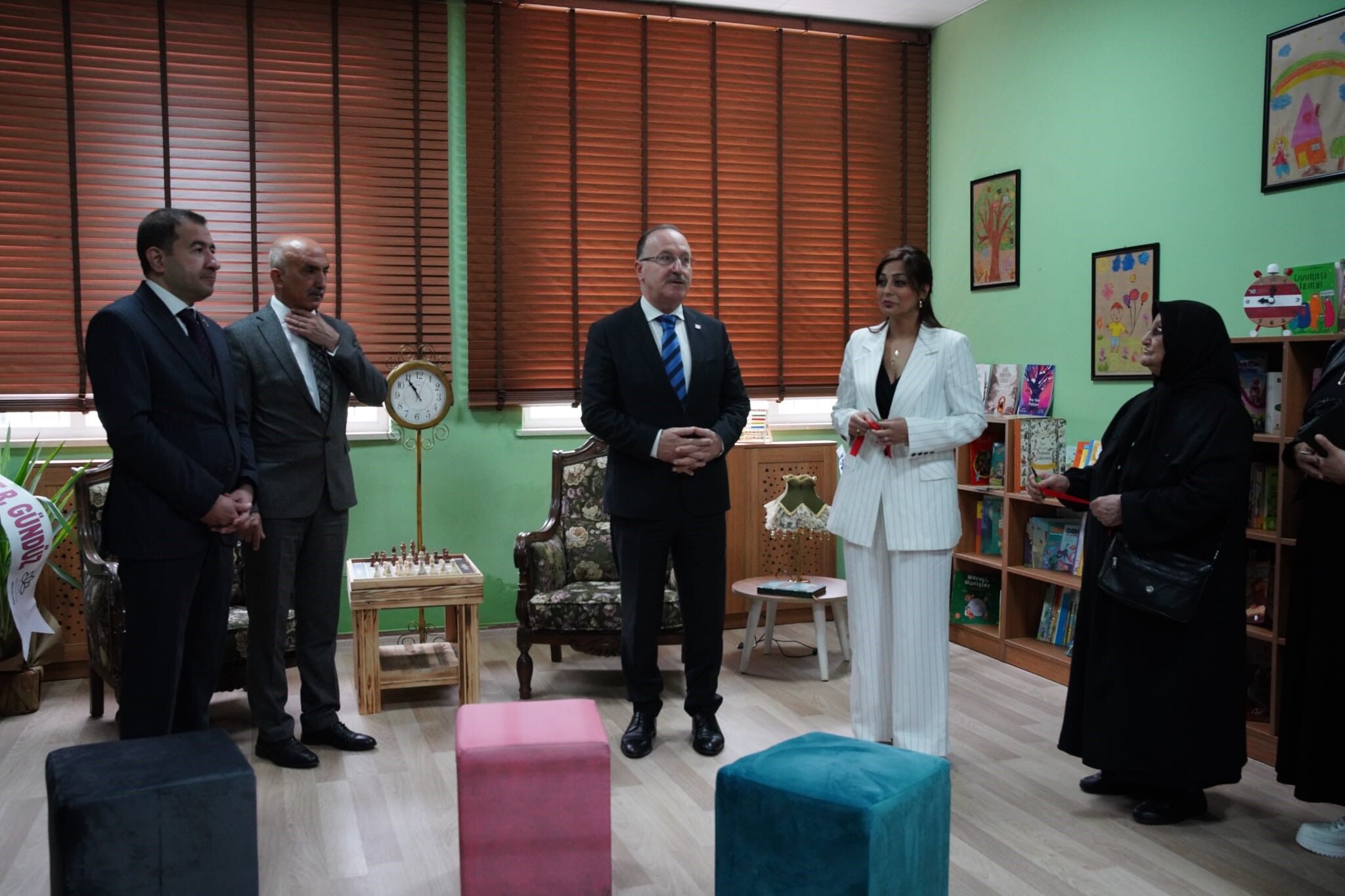 Kepezdesuzanteyzekutuphanesiacildi