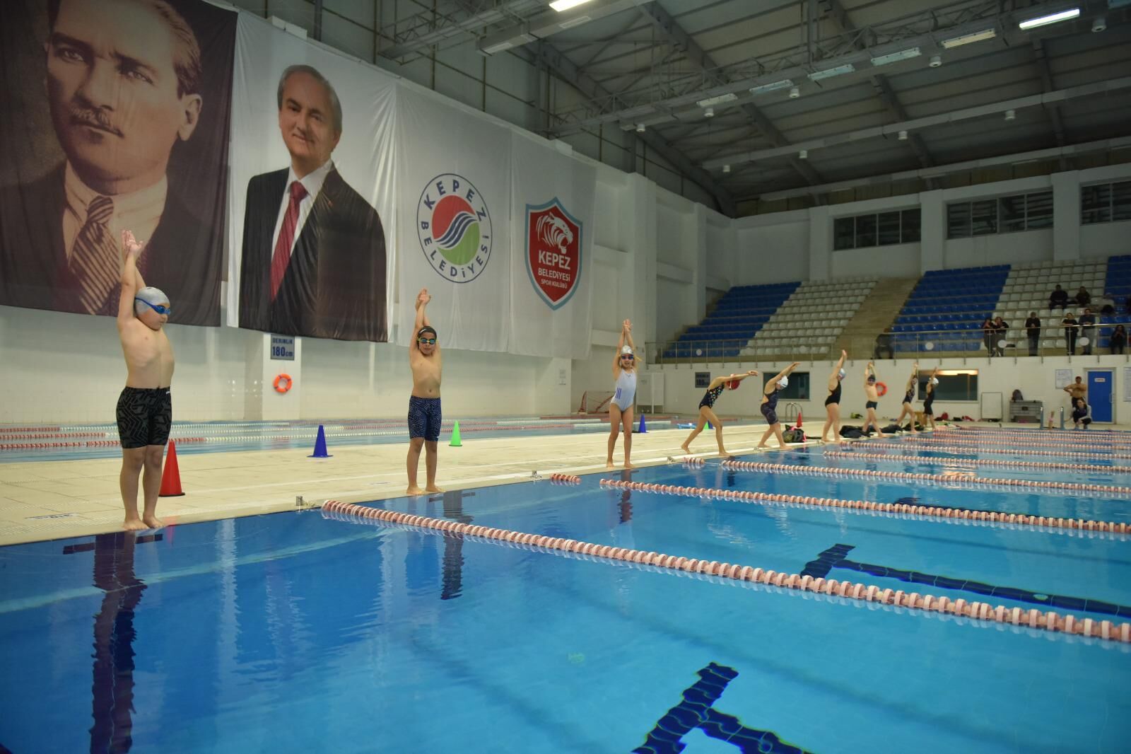 Kepezinyuzuculerihavuzumadalyayabogdu