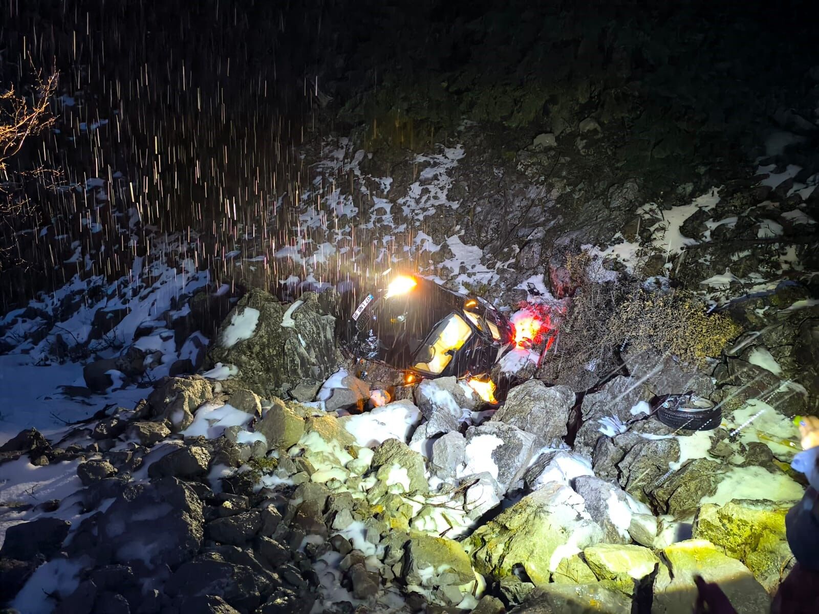 Kontroldencikanaracsarampoleyuvarlandi3Yarali