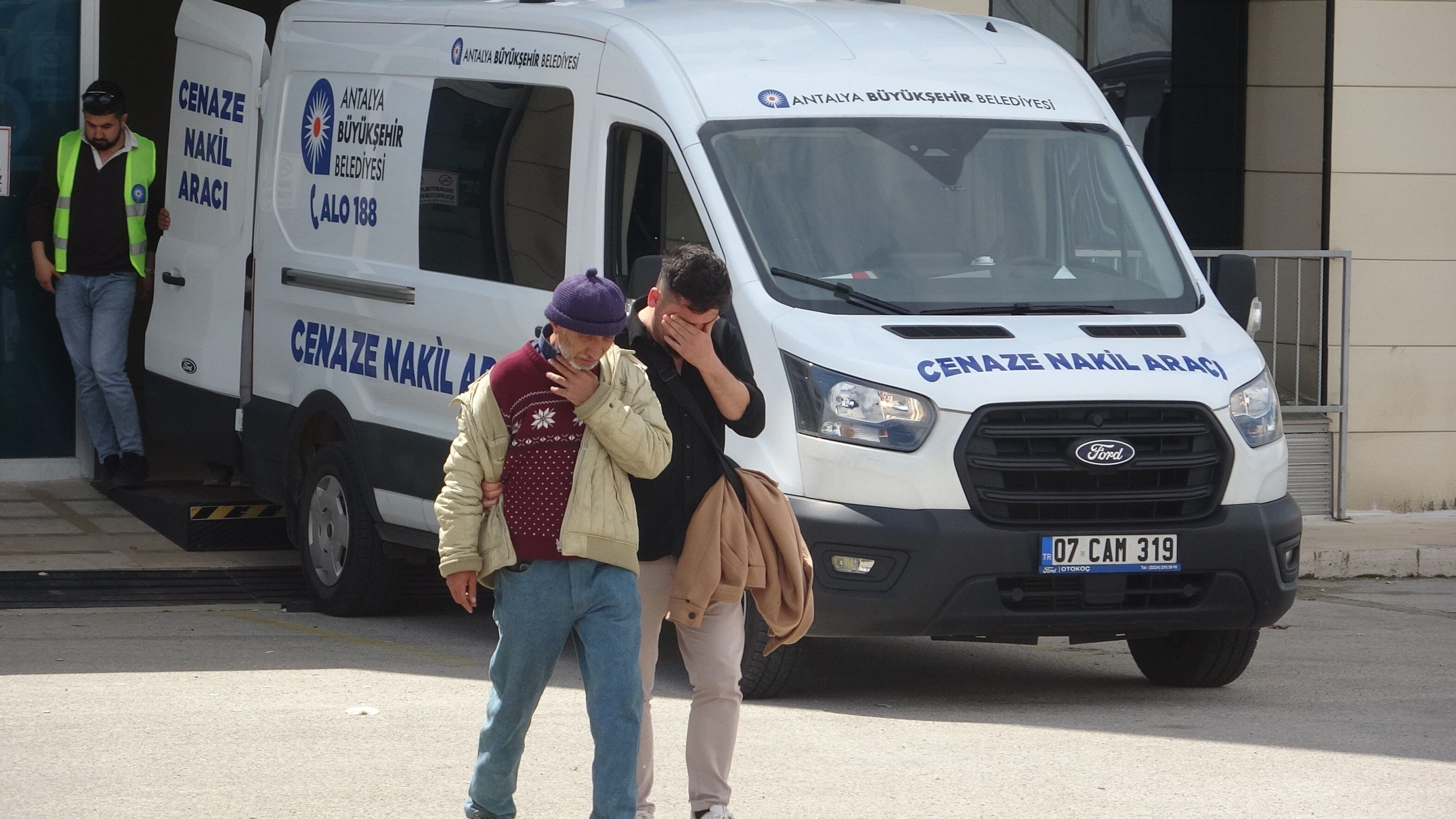 Korkutelindeyurekyakankazacenazelergozyaslariylateslimalindi