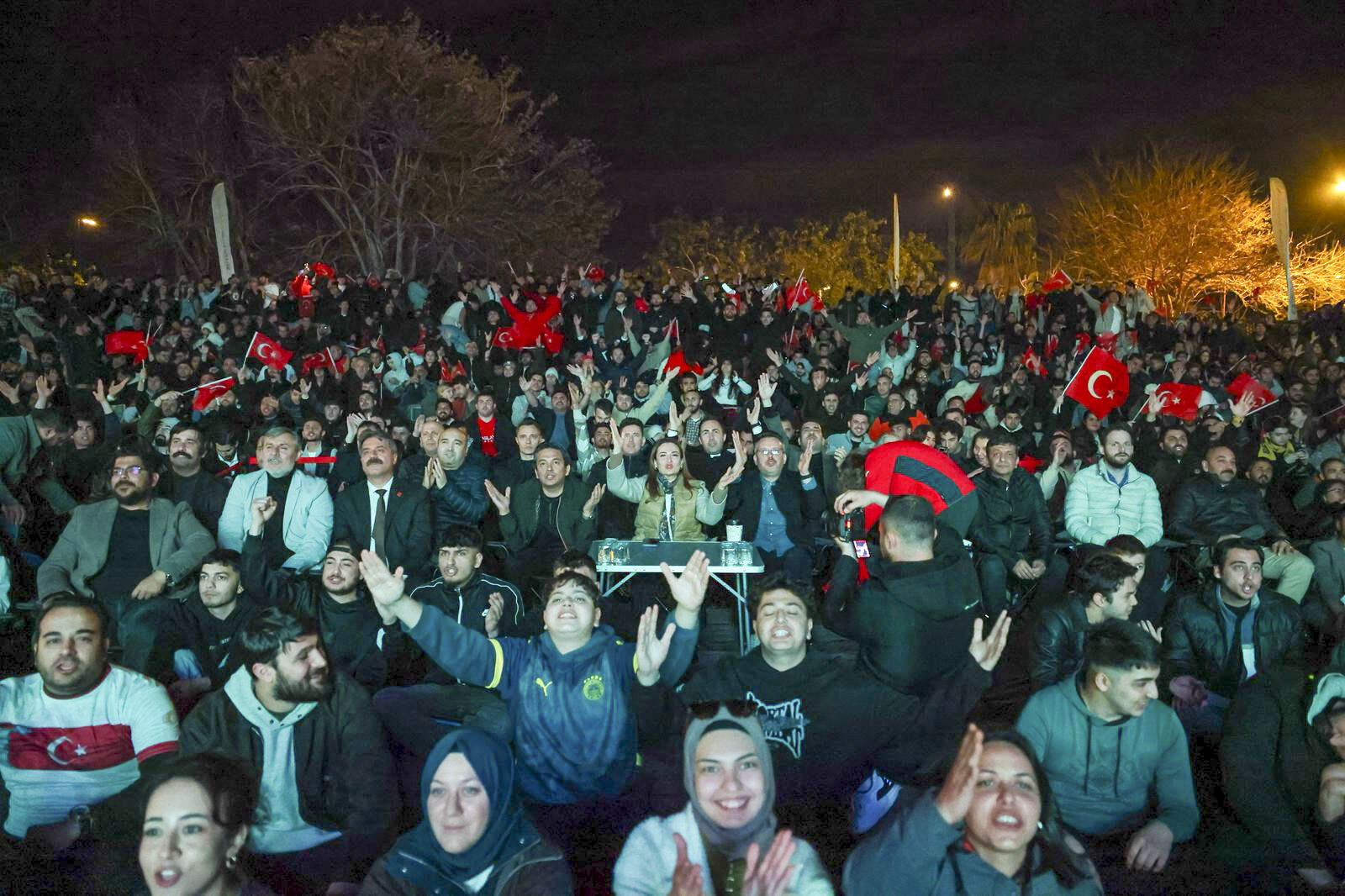 Macheyecaniantalyasokaklarinatasti