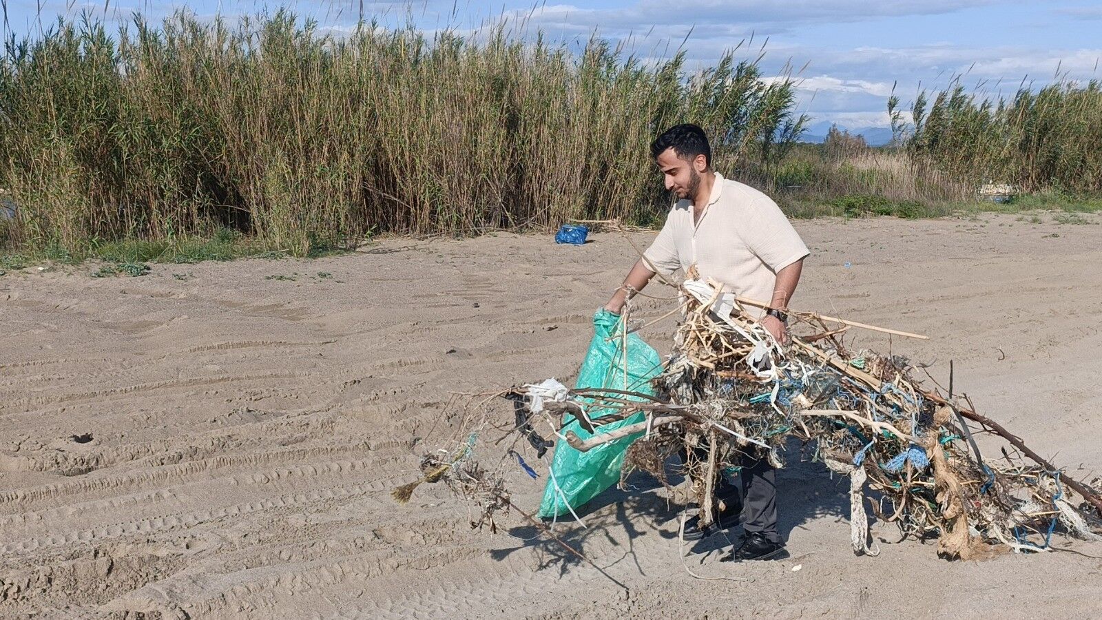 Ogrencilercoptopladi