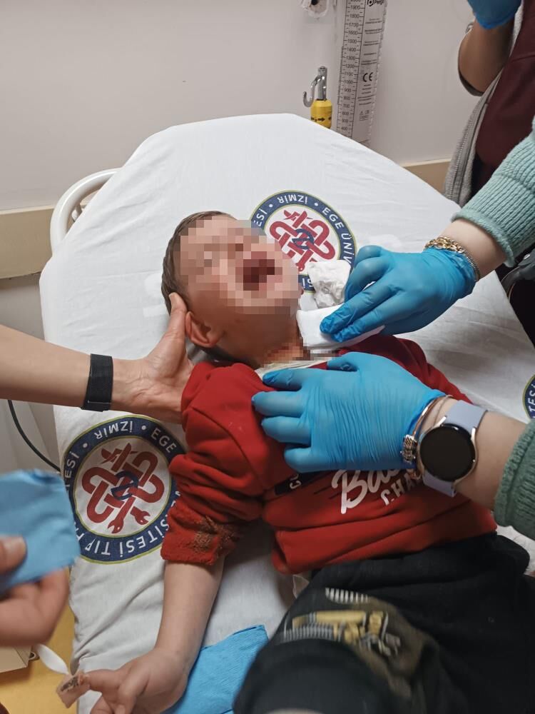 Parktaoyunoynayancocgubickladipolisekiplerievindeyakaladi-1