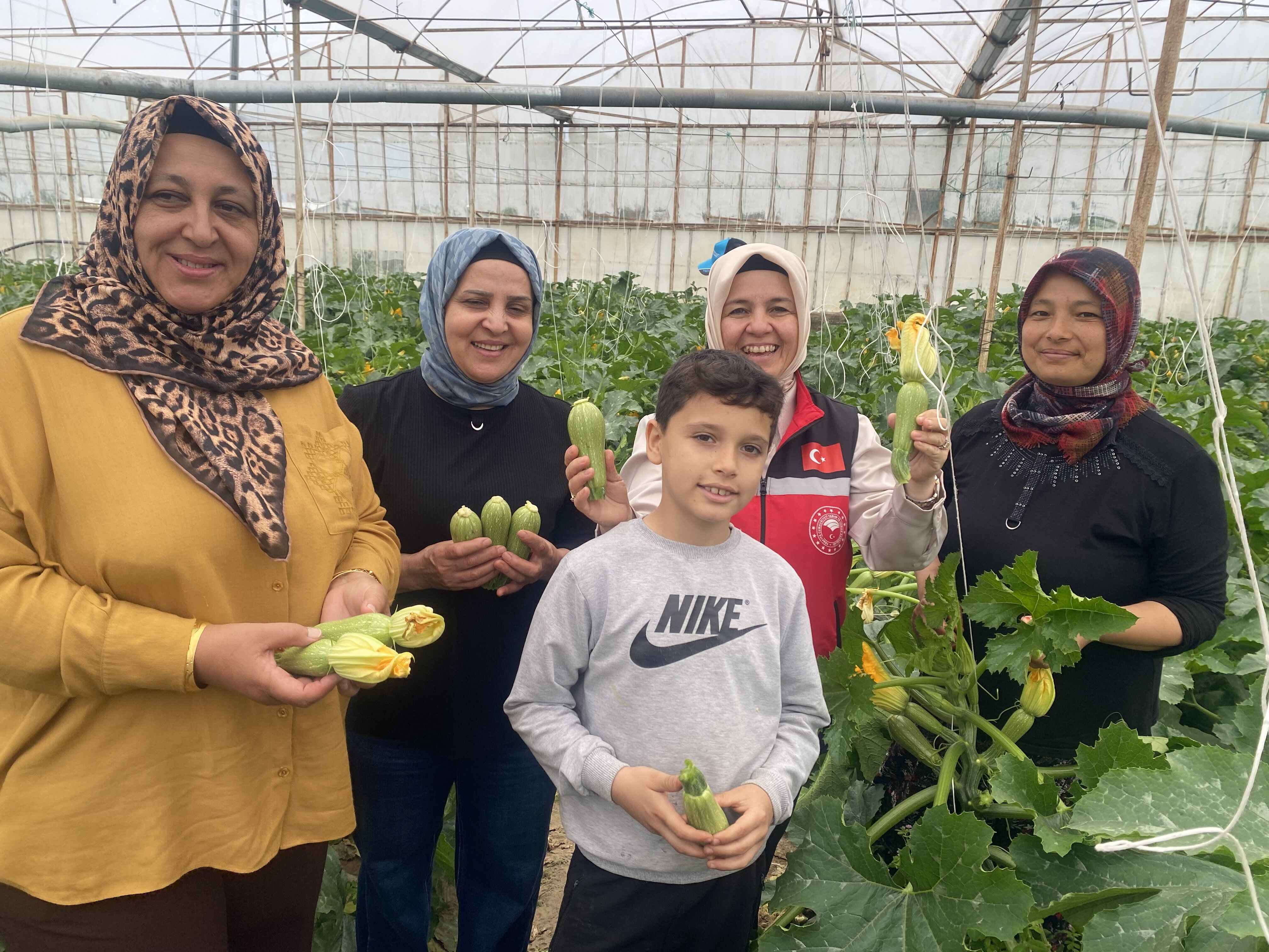 Tarimdakadinrolugucleniyor