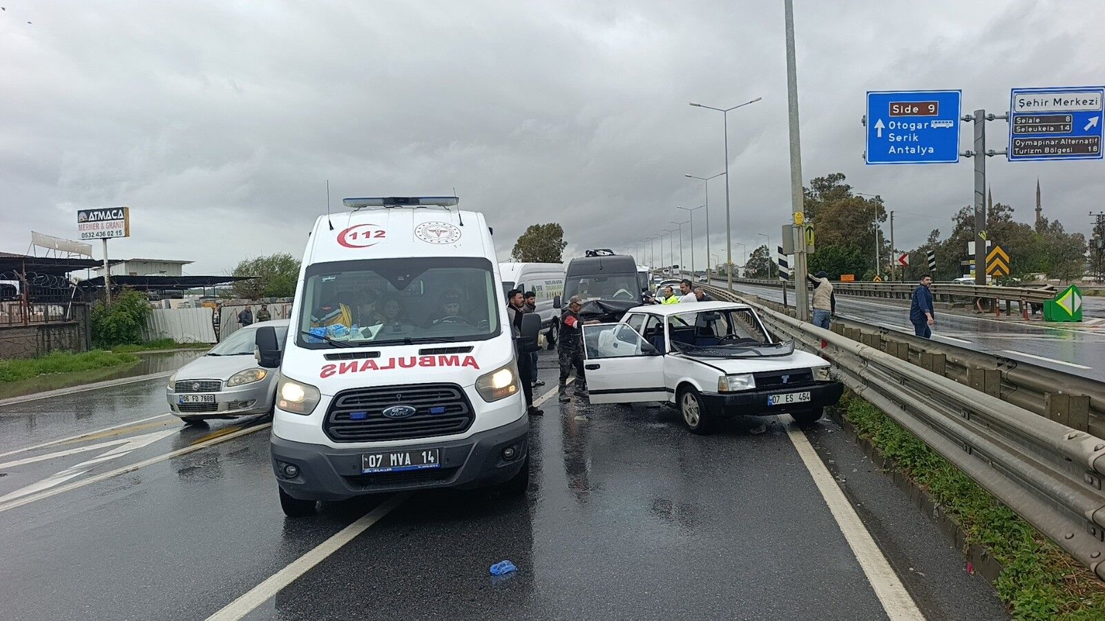 Yolcucamdanfirladioanlarkamerayayansidi