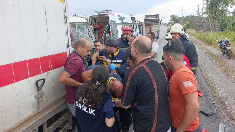 Antalyaalanyakarayolundakazasurucuaractasikisti