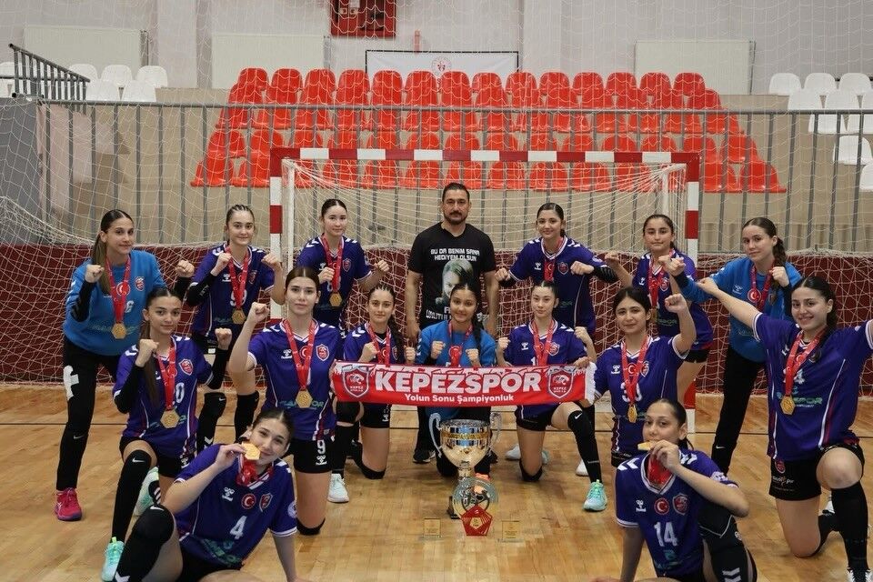 Antalyadabuyukbasarikepezekiturkiyesampiyonuoldu