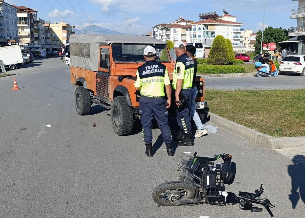 Antalyadaplakatakmayansurucukazayiatlatticezayiatlatamadi