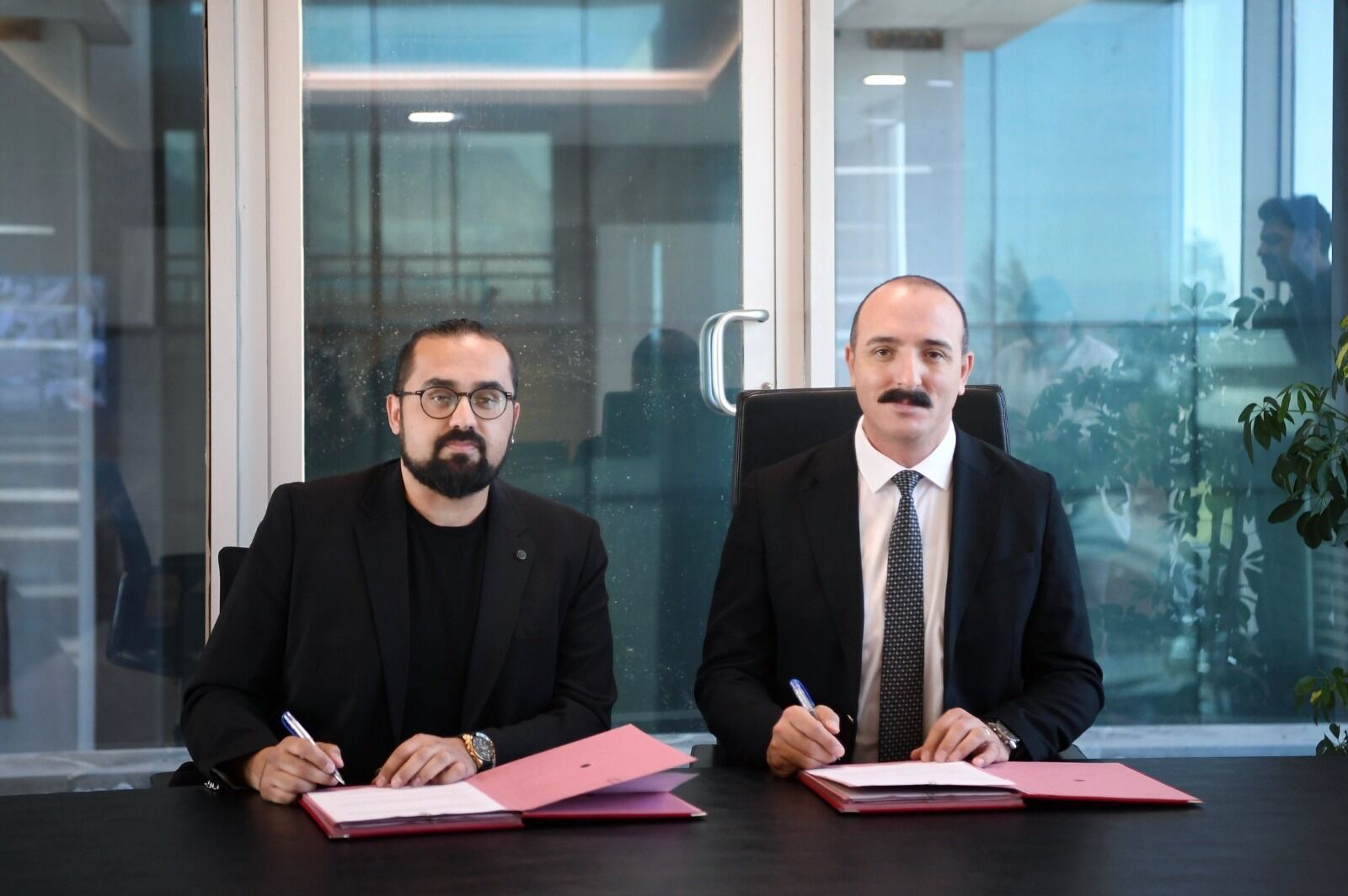 Antalyadunyasahnesinecikiyor