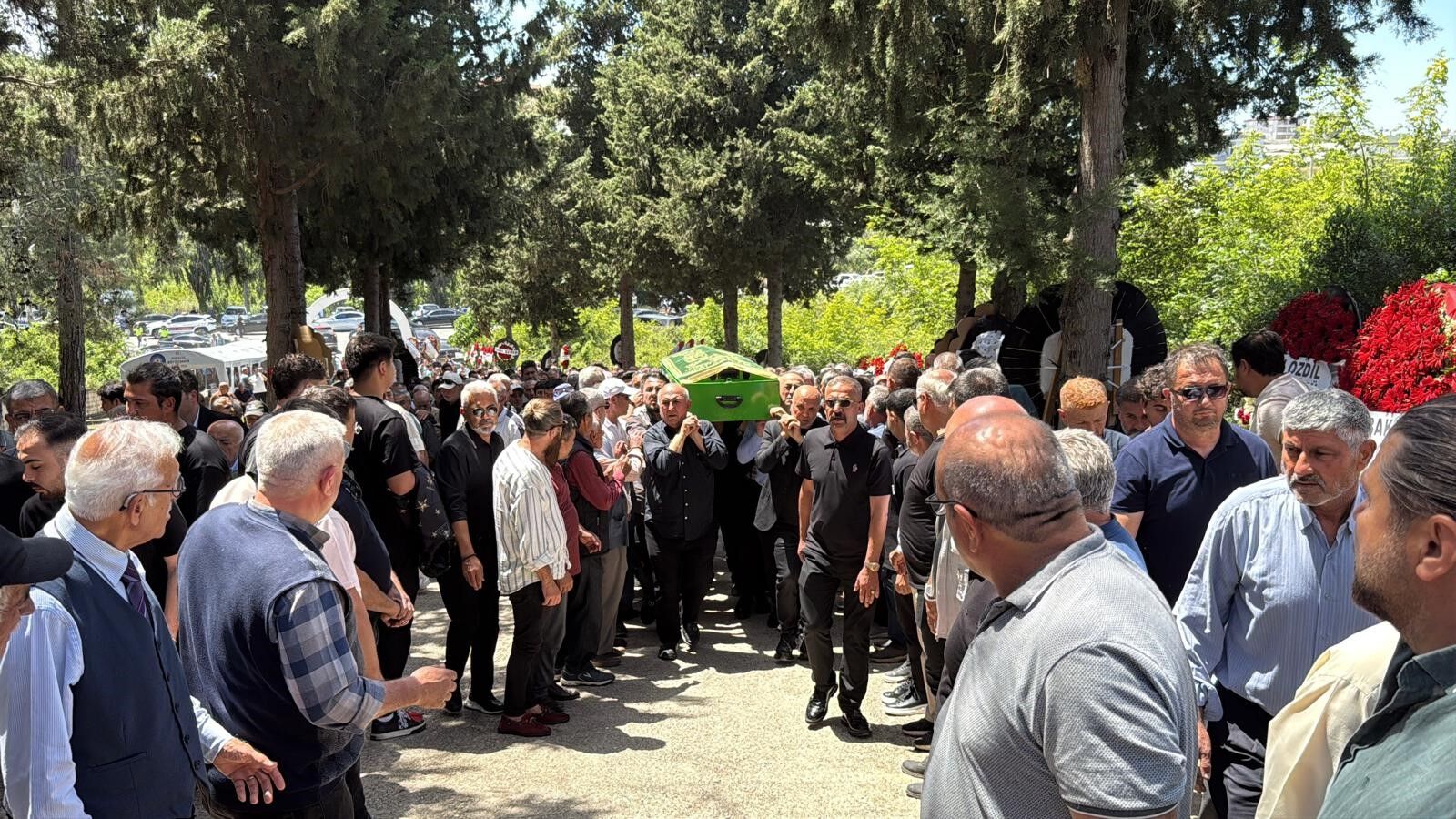 Cavusoglununkardesiaydincavusoglusonyolculugunaugurlandi