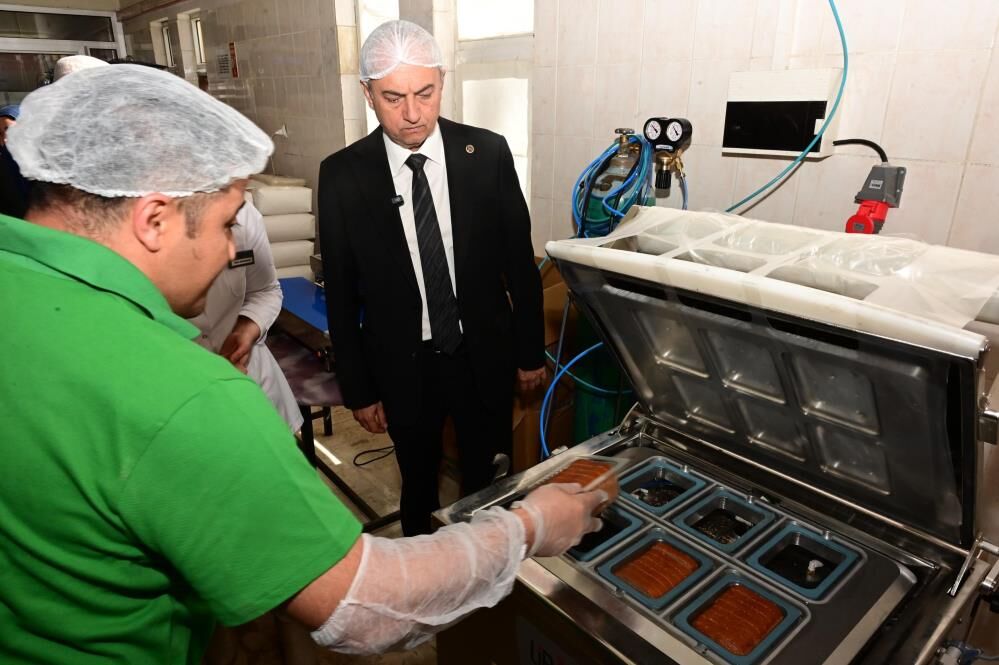Kepezdeekmekfabrikasinatamnotturkiyeyeornek