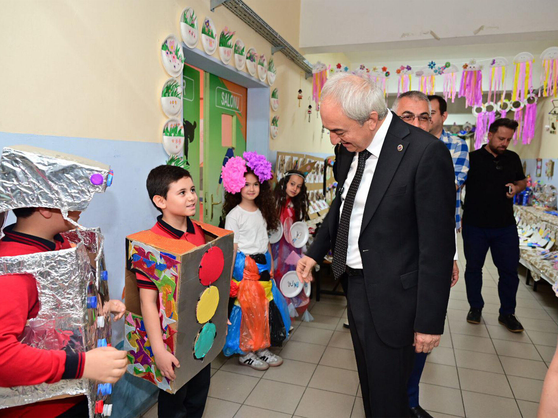 Ogrenilerdonusturdubaskankocagozdestekverdi