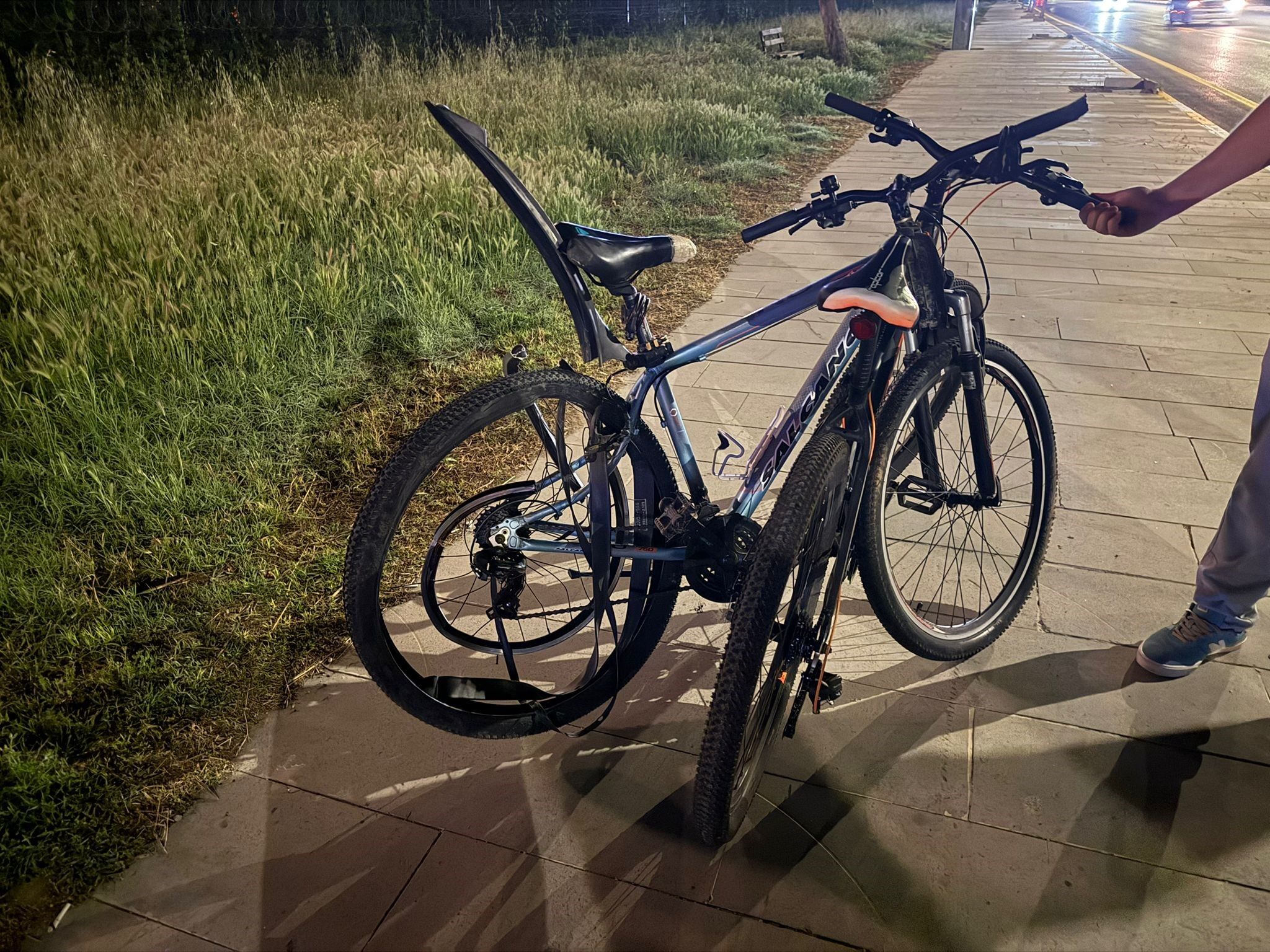 Taksiilebisikletcarpisti1Kisihayatinikaybetti