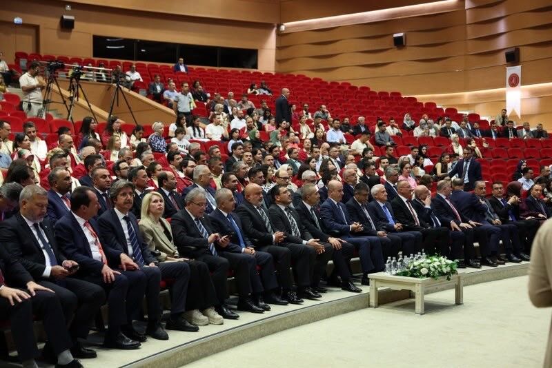 Akdenizuniversitesispordadaoncu