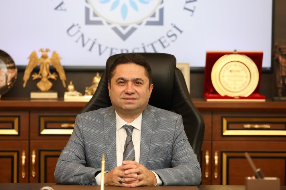 Alkurektorukenanahmetturkdogan