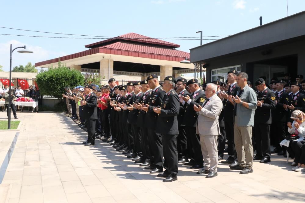 Antalyadajandarmaninkurulusyildonumusehitleranildi