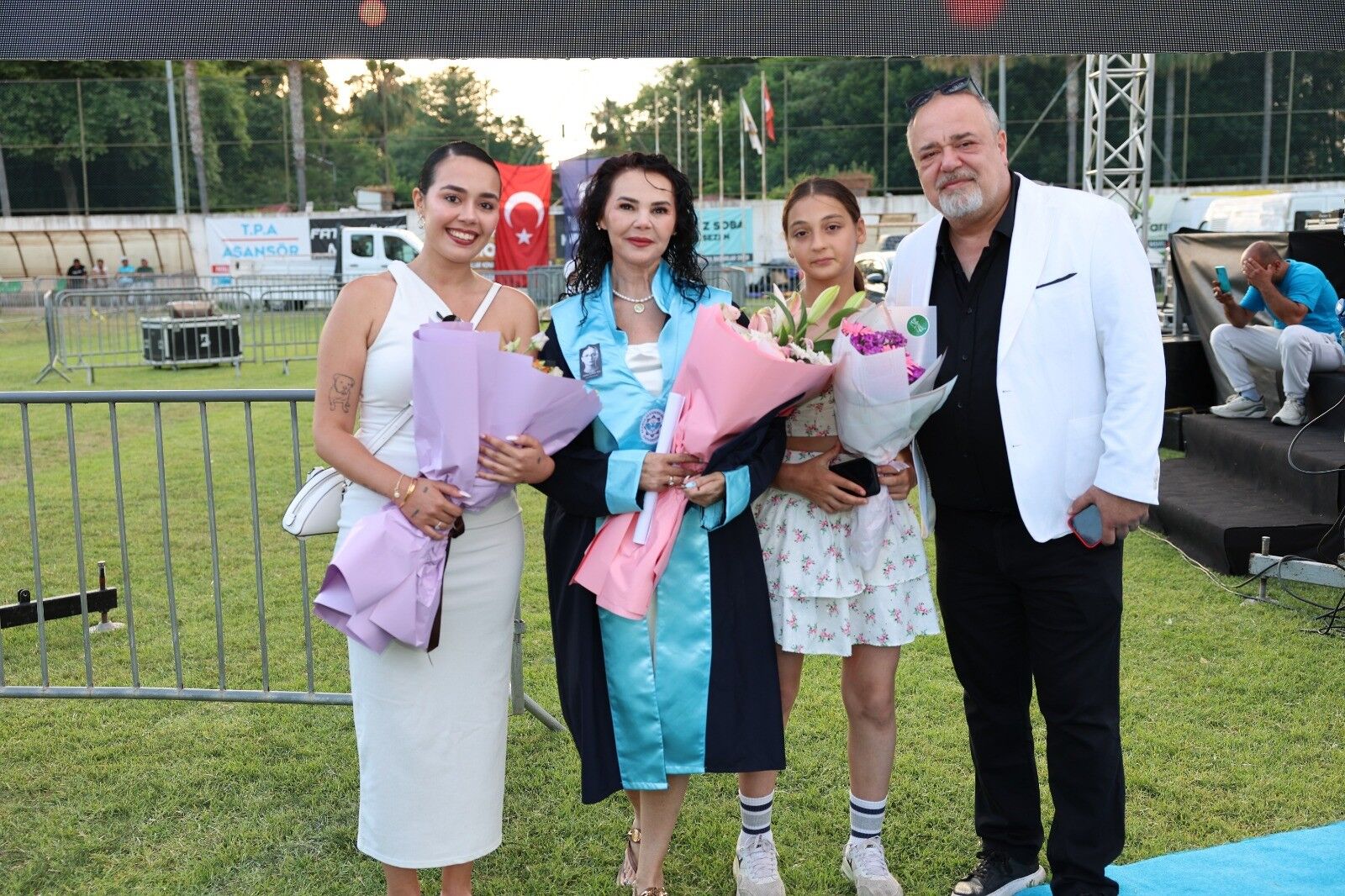 Aynigunciftemutluluk