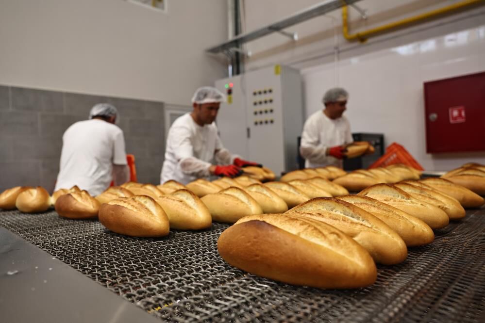 Halkekmekten2025Tedevuretim5Milyonurunvatandaslabulustu