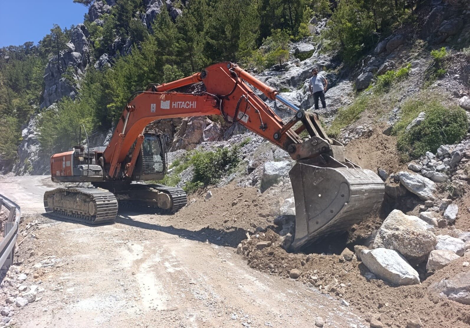Kirsalyollardayogunmesaiyaylaguzergahlariyenileniyor