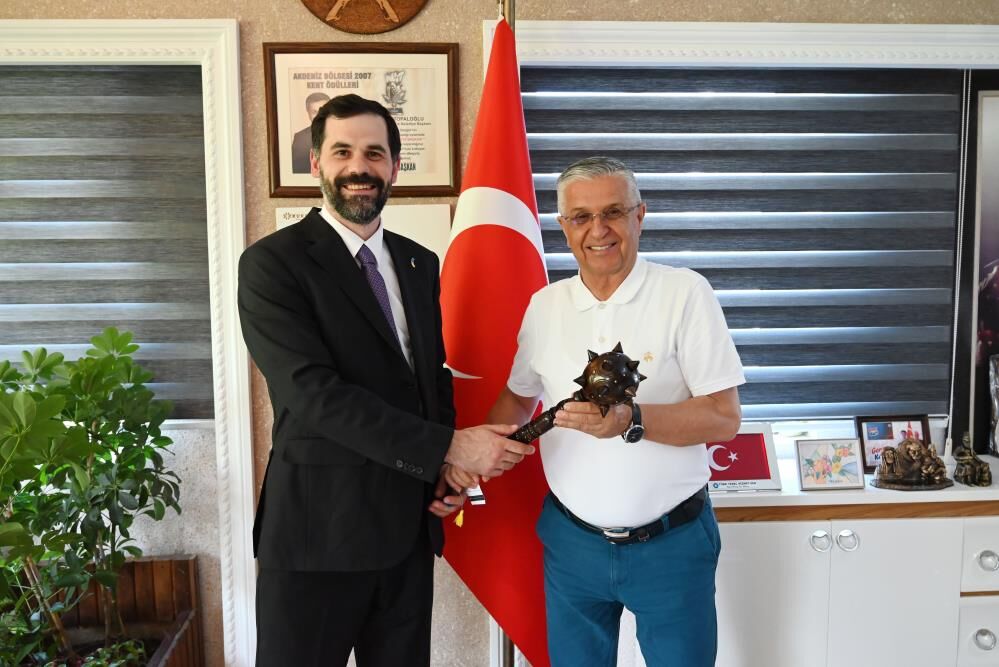 Onlardabizimcocuklarimizkemerdenukraynalicocuklaradestek