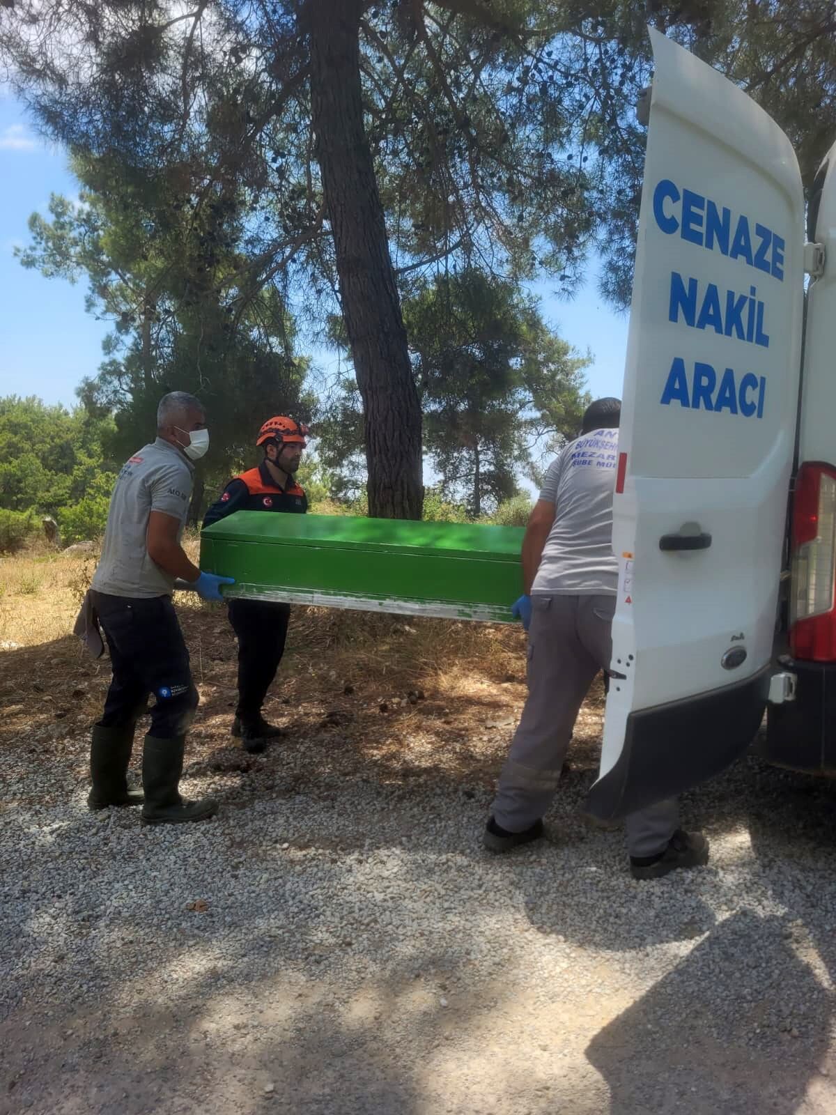 Alanyadakifecikazadasurucuolayyerindehayatinikaybetti