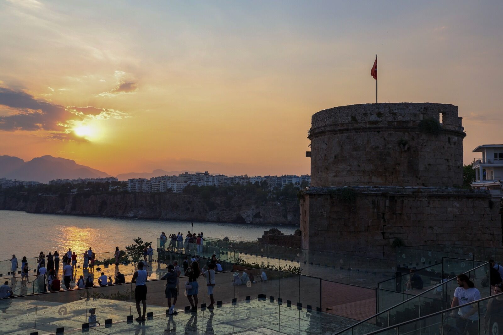 Antalyada2Binyilliktarihimirasyenidenziyareteacildi