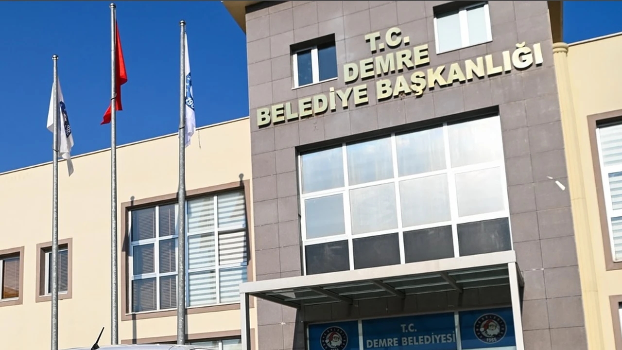 Antalyadabelediyedecalismakisteyenlerdikkat