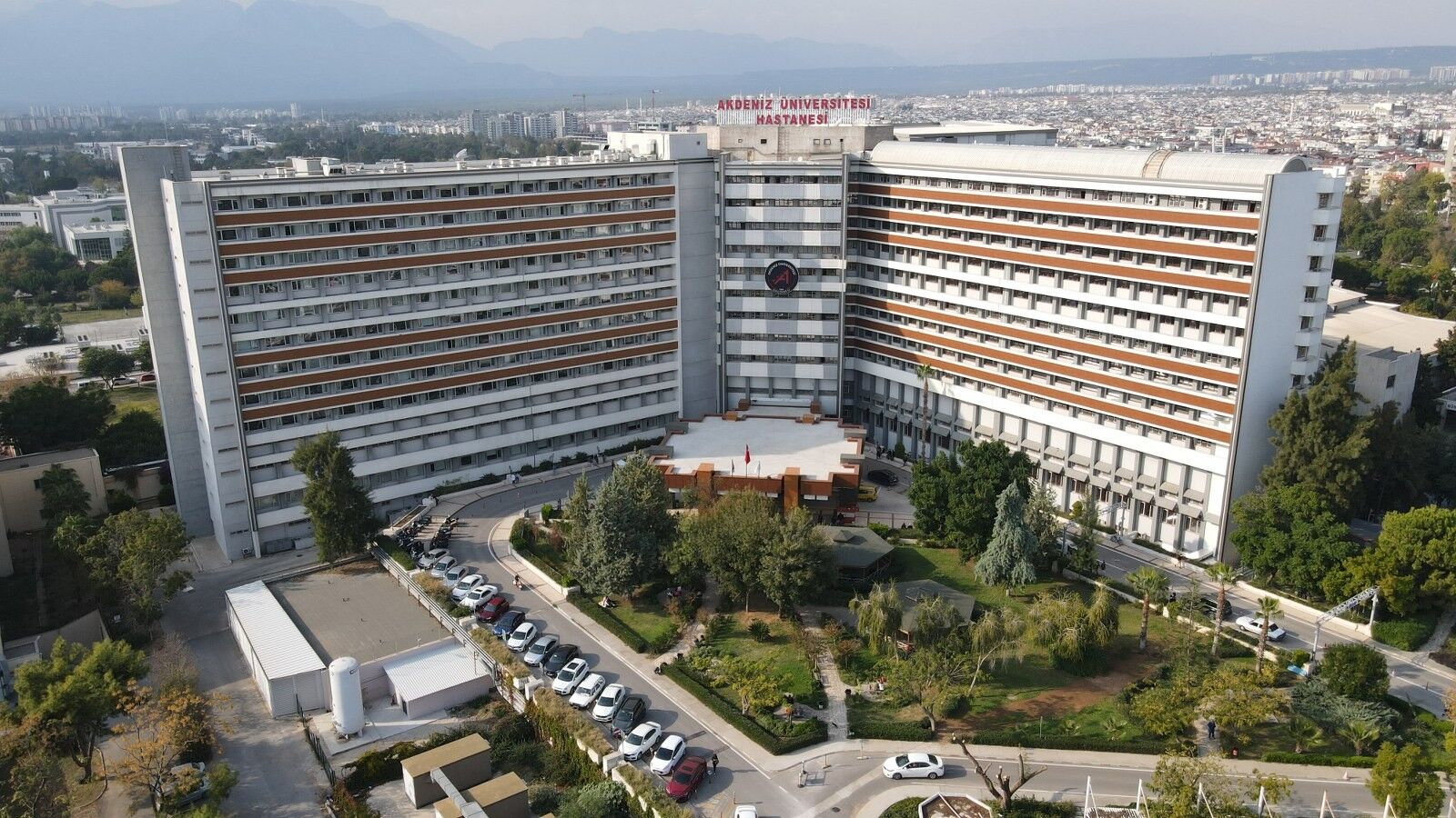 Antalyadasaglikcamiasisarsildidoktorhakkindamilyonlukvurguniddiasi