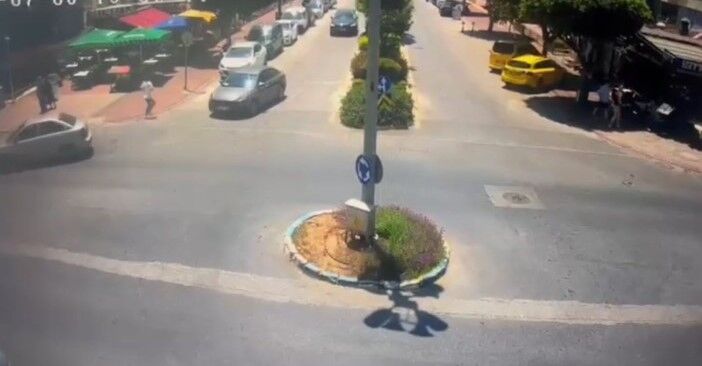 Cocukluotomobilikacirdikacarkenceptelefonugaspetti