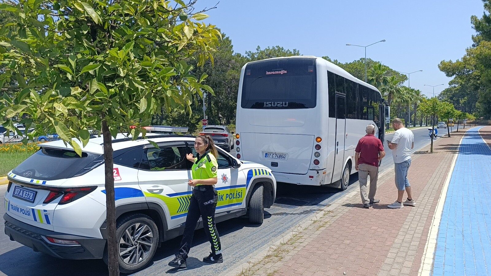 Manavgattamotosikletotobusservisinecarpti