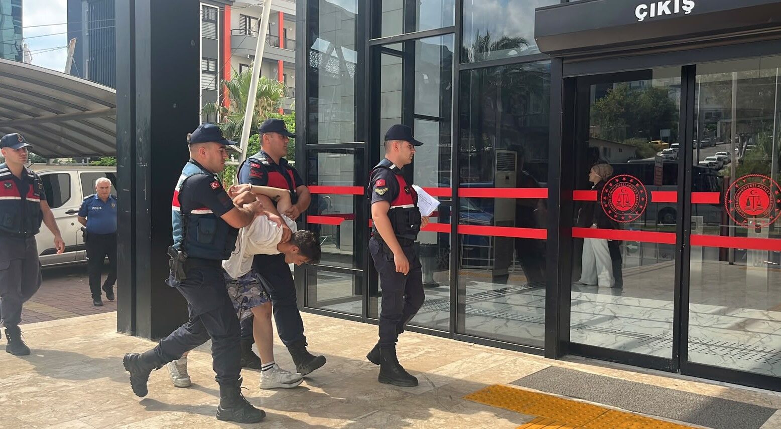 Marketisoyducocukluotomobilikacirdi