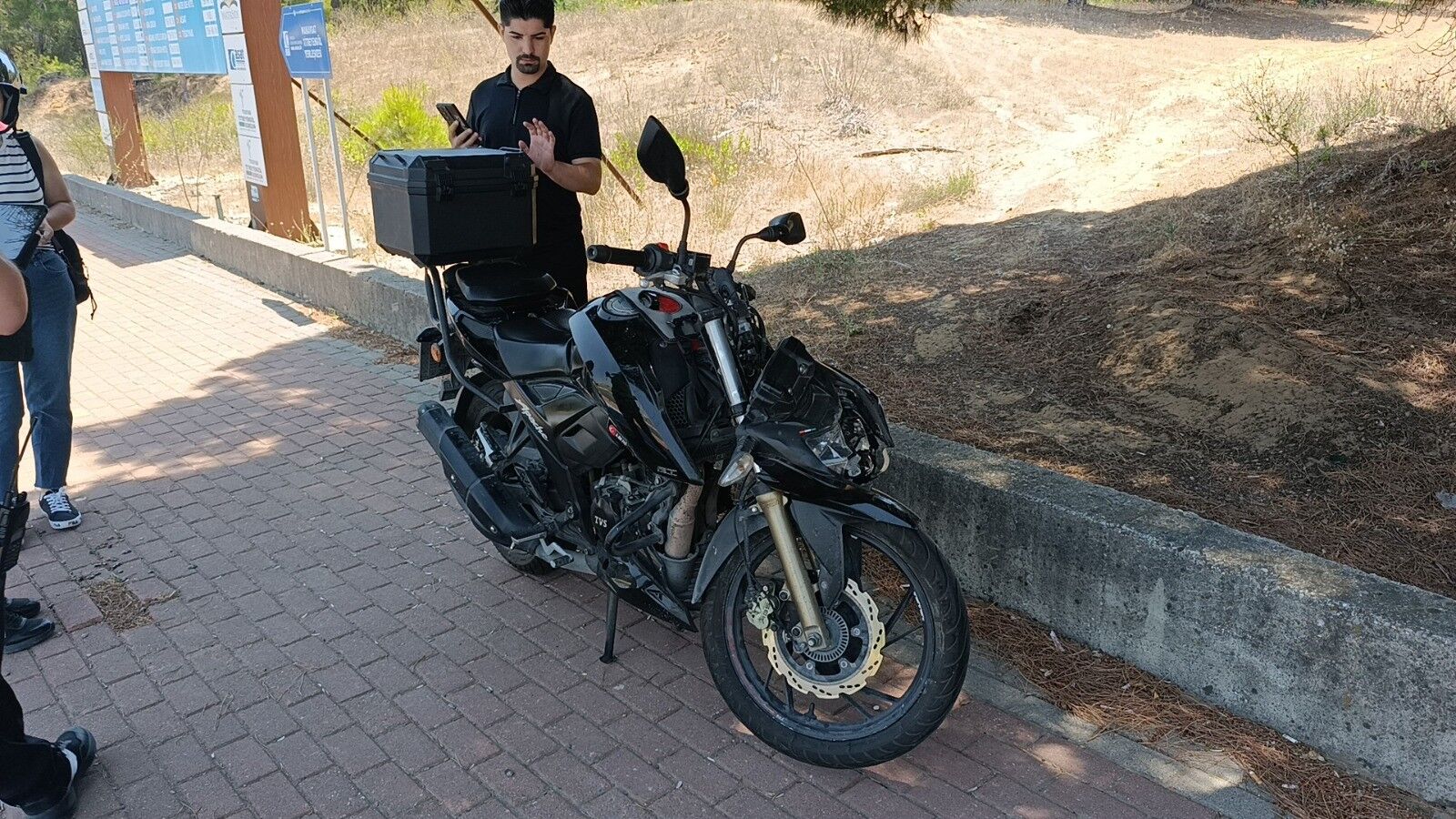 Motosikletotobusservisinecarpti