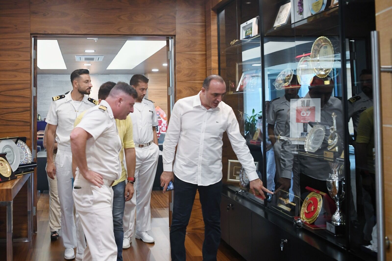 Uluslararasibulusmabaskancemkotandanitalyanheyeteyoreseltakdim