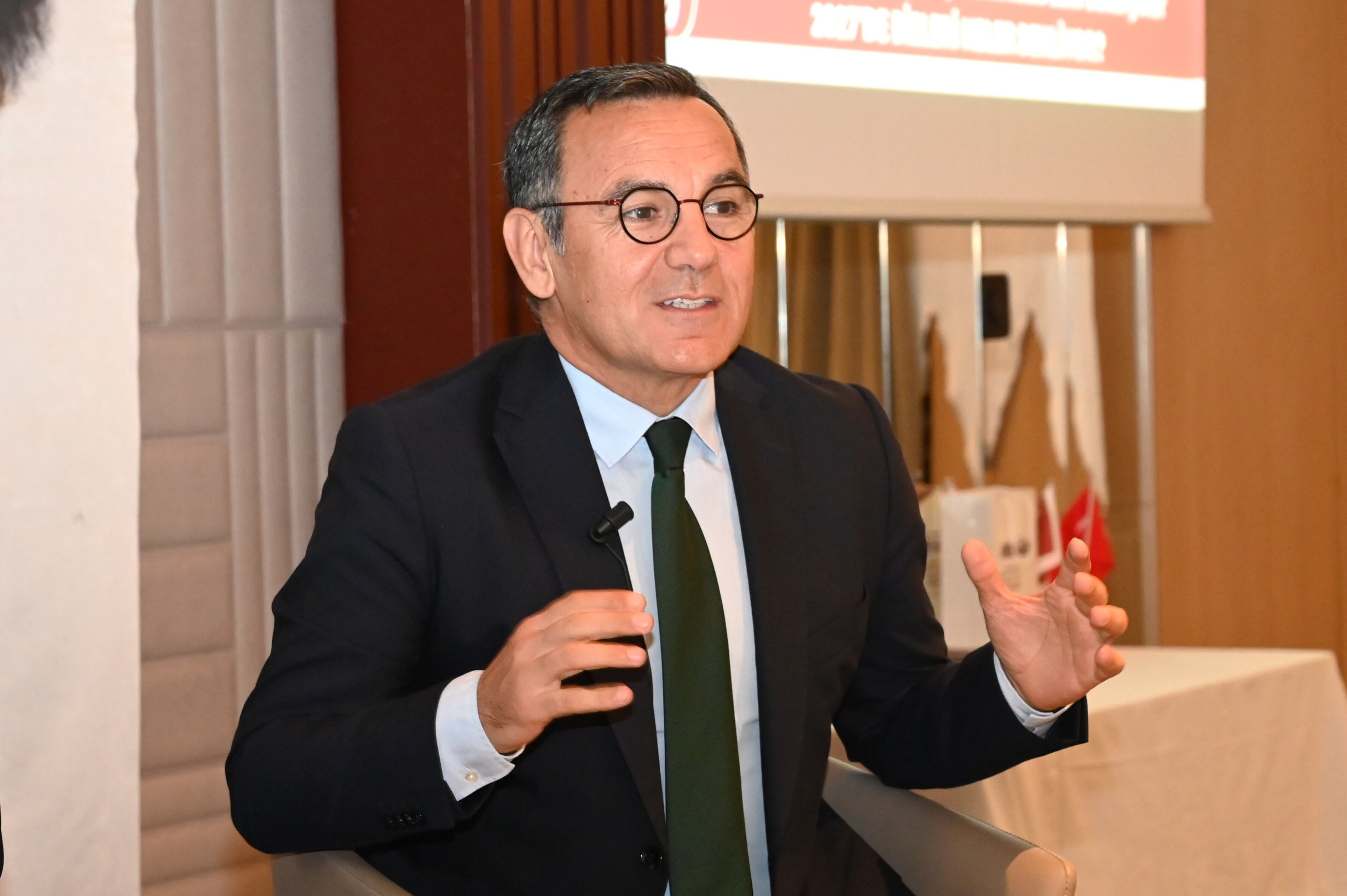 Deniz Zeyrek (1)