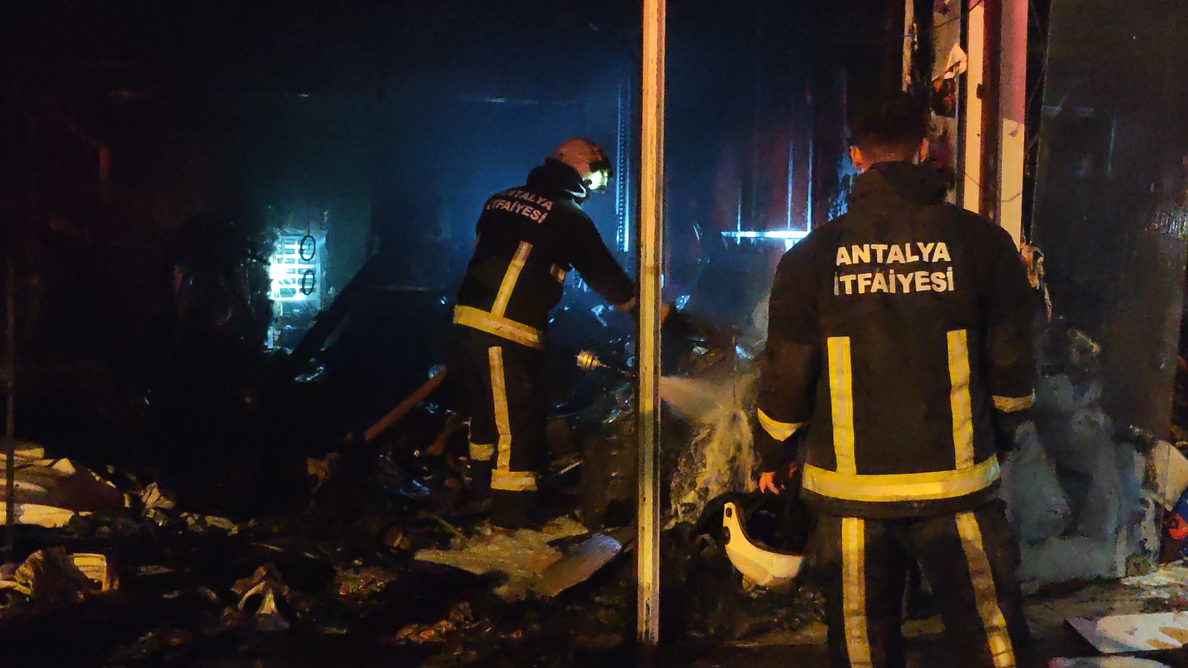 Yangın Yanıyor (1)