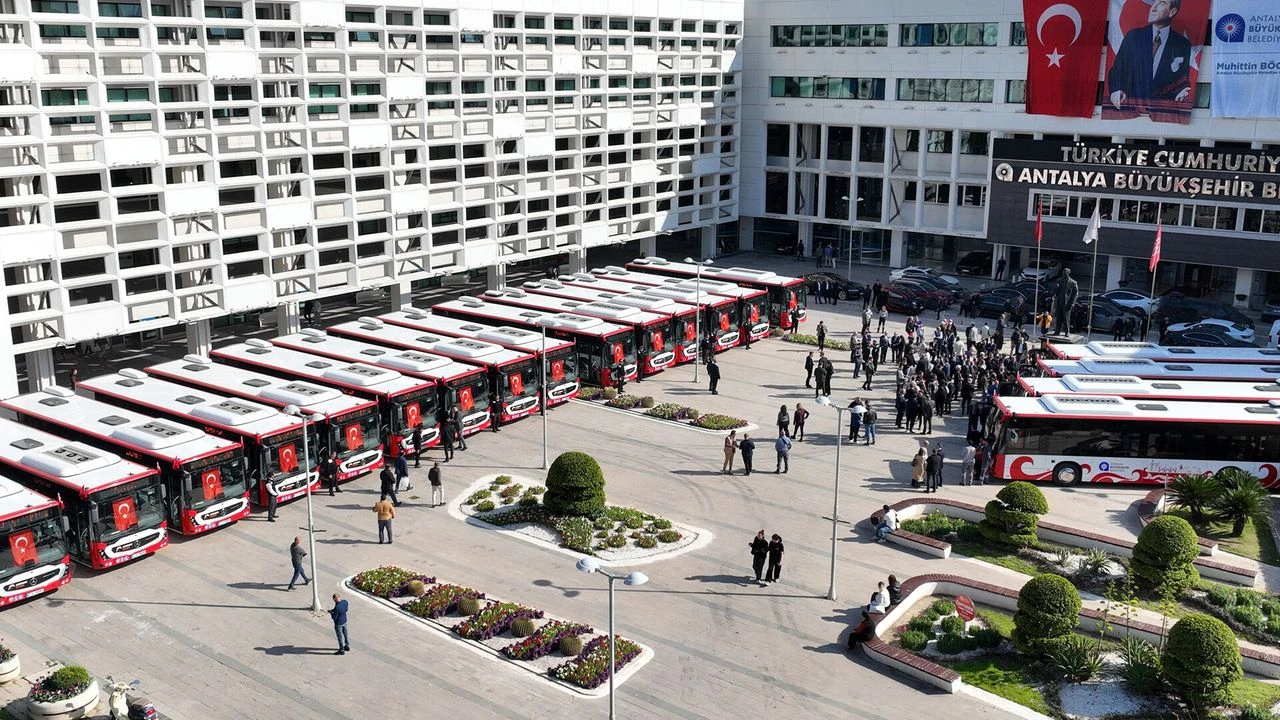 19Yeniotobus-1